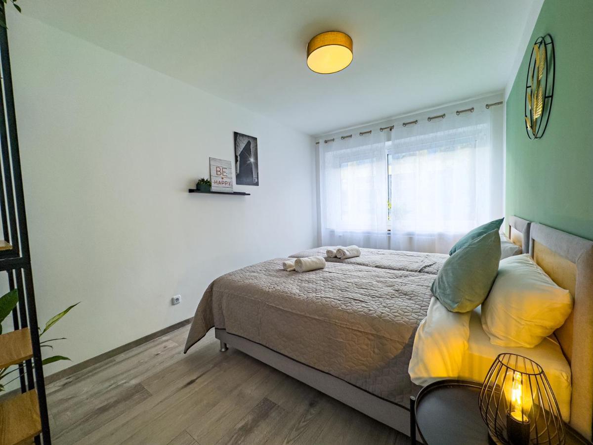 Immostay #6 - Ferienhaus 4 Zimmer Fuer 8 Personen, Wifi & Zentrum BRE Extérieur photo