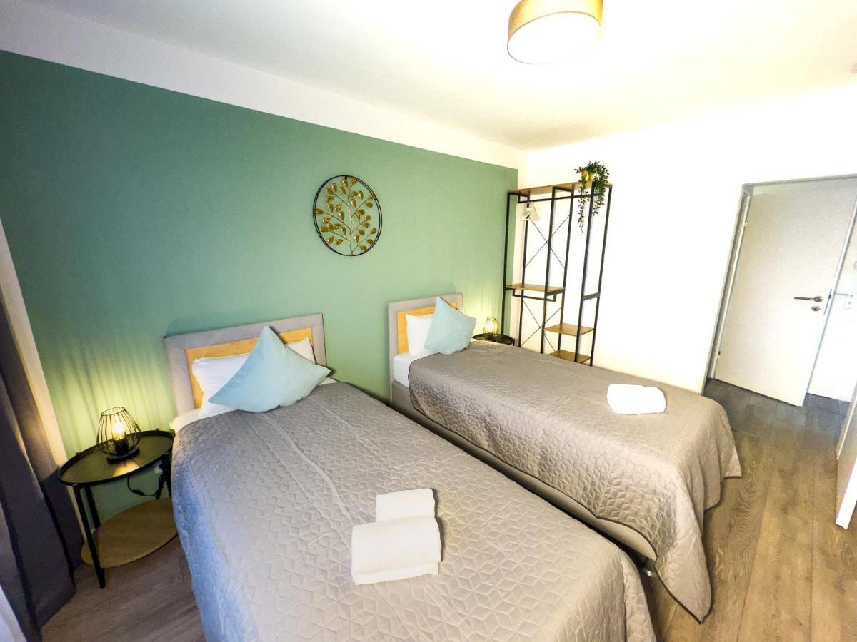 Immostay #6 - Ferienhaus 4 Zimmer Fuer 8 Personen, Wifi & Zentrum BRE Extérieur photo